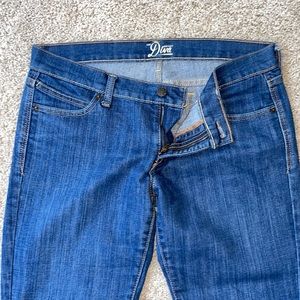 Women’s Old Navy Diva jeans - size 10
